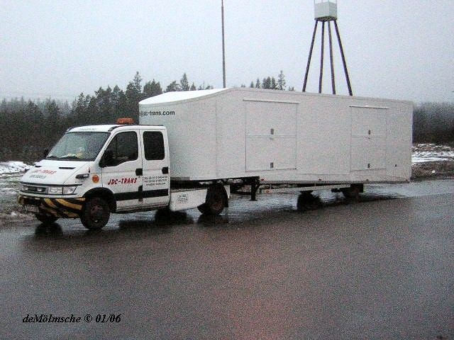 Iveco-Daily-weiss-Brock-030206-01.jpg - Iveco Daily Floatliner