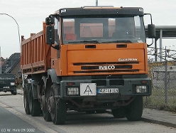Iveco-EuroTrakker-orange