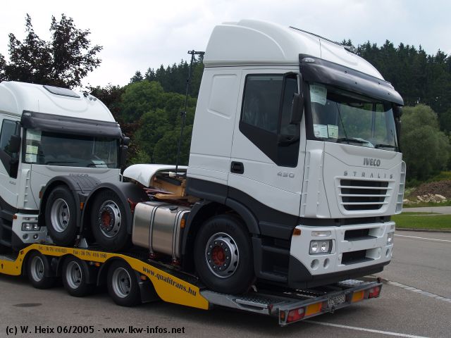 Iveco-Stralis-AS-440S43-weiss-1206050-02.jpg - Iveco Stralis AS 440 S 43