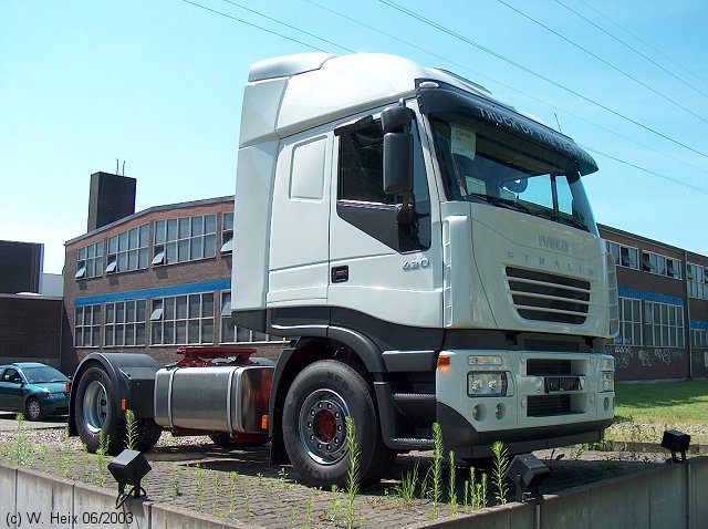 Iveco-Stralis-AS-440S43-weiss-4.jpg - Iveco Stralis AS 440 S 43