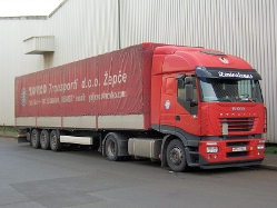 Iveco-Stralis-AS-440-S-43-rot-Szy-141708-01