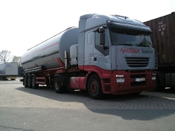 Iveco-Stralis-AS-440S43-Sewert-Hensing-010705-01