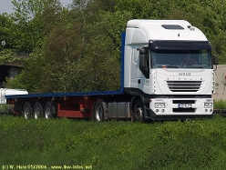 Iveco-Stralis-AS-440S43-weiss-090506-01