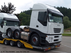 Iveco-Stralis-AS-440S43-weiss-1206050-02