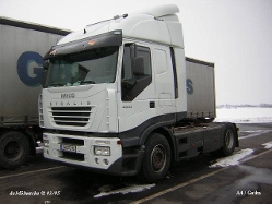 Iveco-Stralis-AS-440S43-weiss-Brock-310305-01