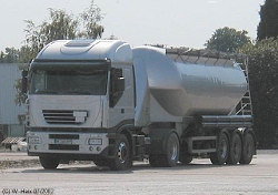 Iveco-Stralis-AS-440S48-silber-2