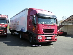 Iveco-Stralis-AS-rot-Koster-140507-01