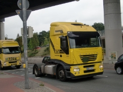 Iveco-Stralis-AS-440-S-43-NTK-DS-201209-01