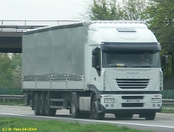 Iveco-Stralis-AS-weiss-240404-1