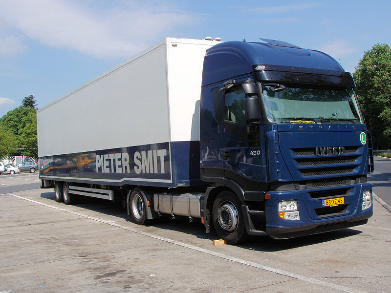 Iveco-Stralis-AS-II-440-S-42-Smit-Holz-310807-01.jpg - Iveco Stralis AS 440 S 42Frank Holz