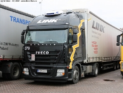 Iveco-Stralis-AS-II-440-A-45-Link-051207-02