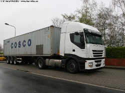 Iveco-Stralis-AS-II-440-S-42-weiss-130408-02