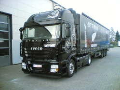 Iveco-Stralis-AS-II-440-S-45-BSchumann-191207-02