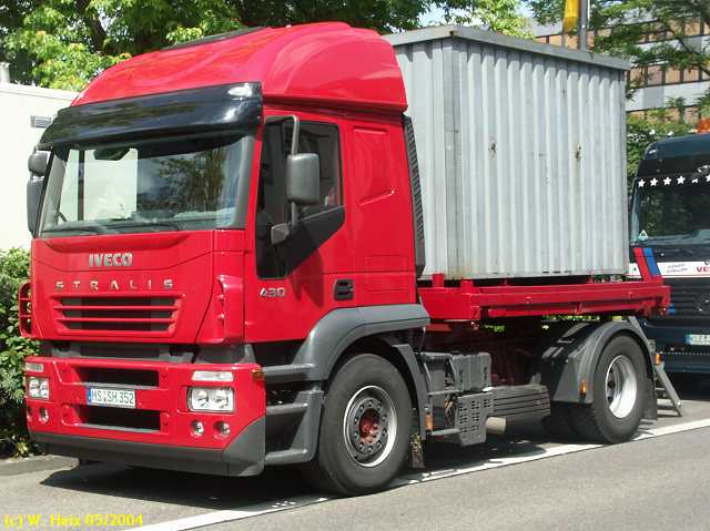 Iveco-Stralis-AT-440S43-rot-170504-1.jpg - Iveco Stralis AT 440 S 43