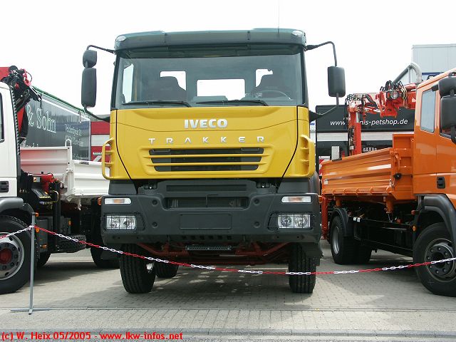 Iveco-Trakker-340T44-gelb-200505-02.jpg - Iveco Trakker 340 T 44