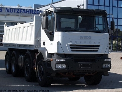 Iveco-Trakker-340T38-weiss-180605-01