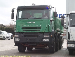 Iveco-Trakker-350T38-gruen-250306-01