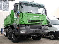 Iveco-Trakker-410-gruen-270705-02