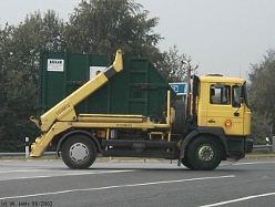 MAN-FE-310-A-Container-gelb-gruen