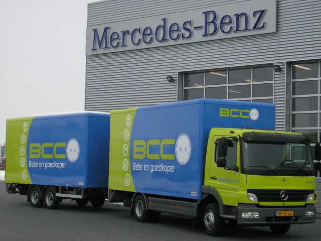 MB-Atego-II-823-BCC-Hobo-290405-01.jpg - Mercedes-Benz Atego 823Klaas Hobo