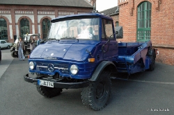 MB-Unimog-blau-Scholz-140112-02