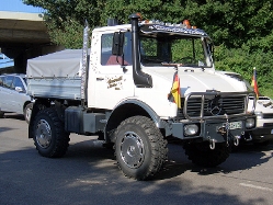 MB-Unimog-weiss-DS-141008-01