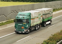 Scania-R-380-Knoche-Barth-Rolf-310705-01