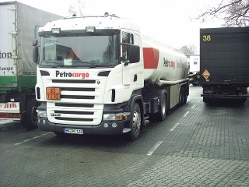 Scania-R-380-Petrocargo-Rolf-140305-01