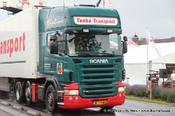 Scania-R-380-Tanke-120611-03