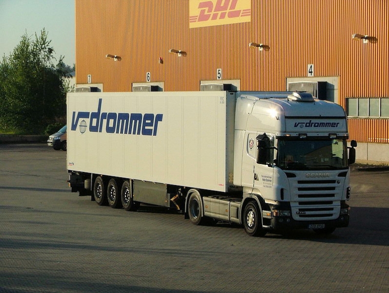Scania-R-420-Drommer-Posern-051208-01.jpg - Scania R 420René Posern