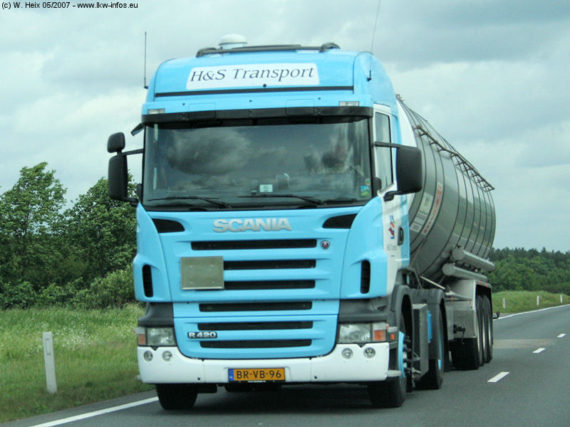 Scania-R-420-H+S-140507-01.jpg - Scania R 420