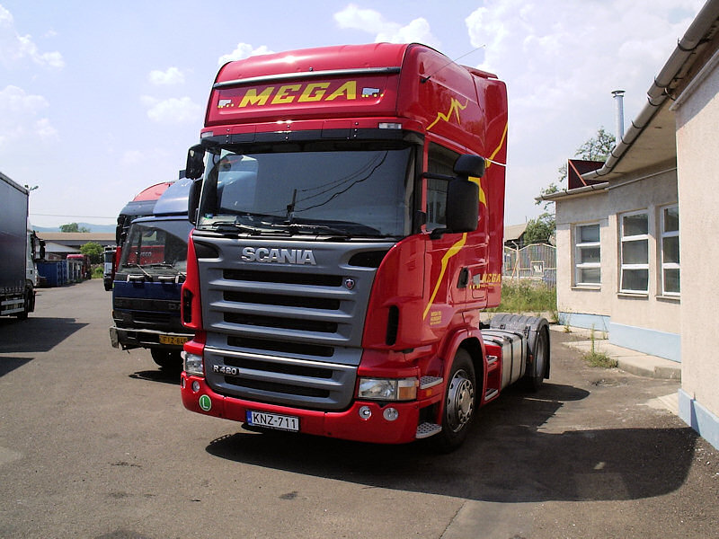 Scania-R-420-Mega-Lajos-141107-01-HUN.jpg - Scania R 420L. Lajos