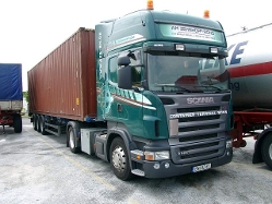 Scania-R-420-gruen-Willann-170605-01