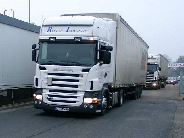 Scania-R-420-Ronge-Willann-141204-1.jpg - Scania R 420Michael Willann