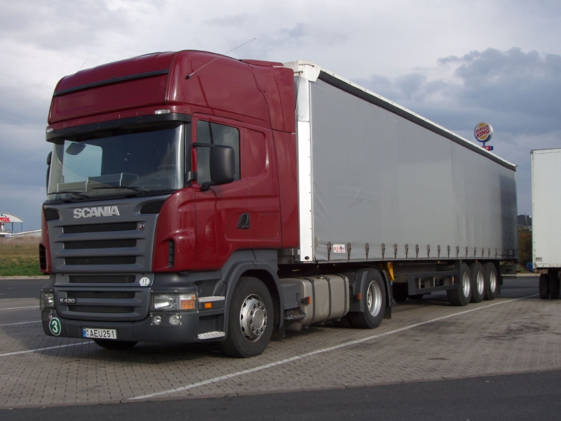 Scania-R-420-rot-Holz-140405-01-LT.jpg - Scania R 420Frank Holz