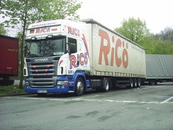 Scania-R-420-Ricoe-Rolf-310705-01