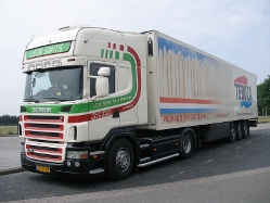 Scania-R-420-Smits-Holz-020608-01