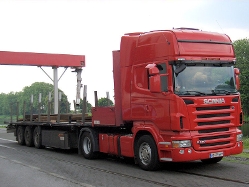 Scania-R-420-rot-Szy-150708-01