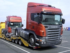 Scania-R-420-weiss-Doerrer-200504-4