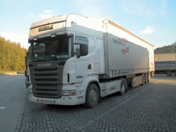 Scania-R-420-weiss-Schiffner-080205-01-AUT
