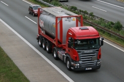 Scania-R-480-rot-Bornscheuer-061010-01
