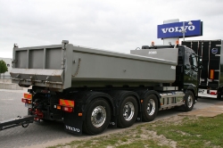 Volvo-FH16-II-700-schwarz-PvUrk-300609-04
