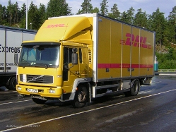 Volvo-FLC-DHL-Brock-130907-01