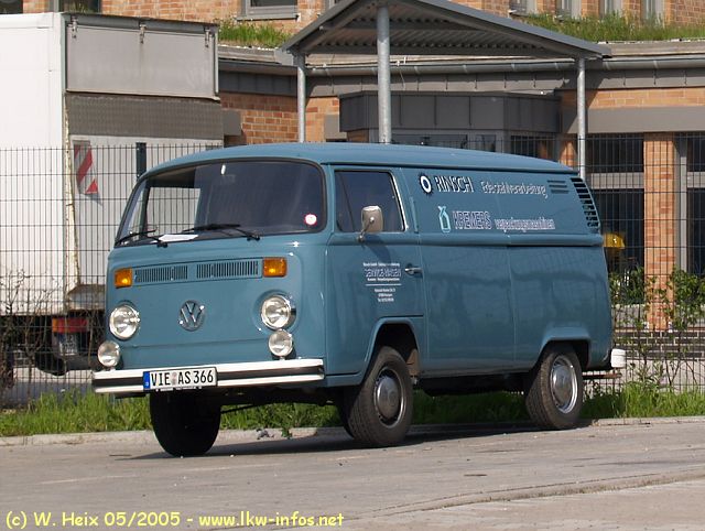VW-T2-blau-010505-04.jpg