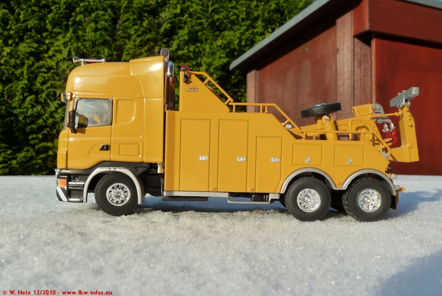 Lion-Toys-Scania-R-500-Bergetruck-gelb-011210-01.jpg