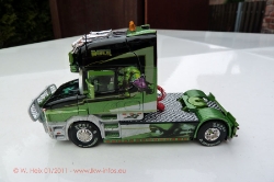 Tekno-Scania-164-L-580-Hulk-220111-01