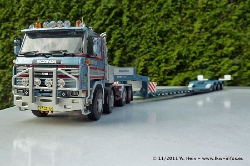 Tekno-Scania-143-E-500-Brouwer-221111-028