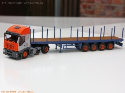 Iveco-Stralis-AS-Universal-270708-03