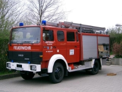 Iveco-120-25-Feuerwehr-Szy-090504-1
