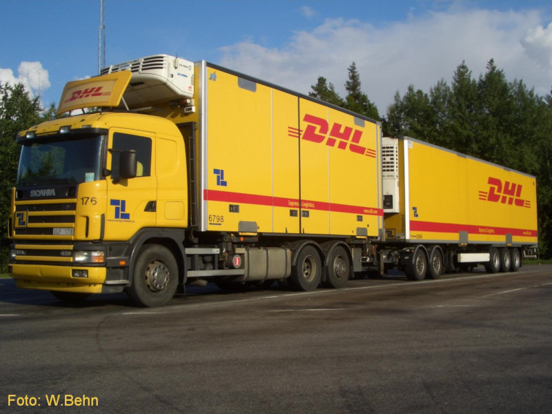 Scania-124-L-420-DHL-Behn-280908-01.jpg - W. Behn